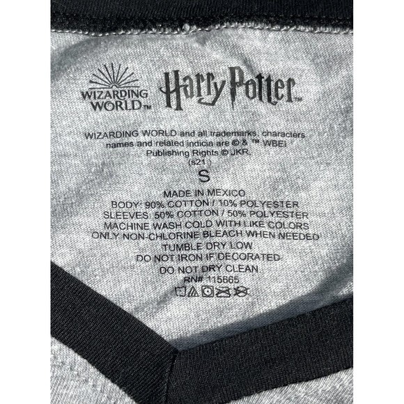 Wizarding‎ World Hogwarts Grey and black Jersey shirt size small - Picture 3 of 3